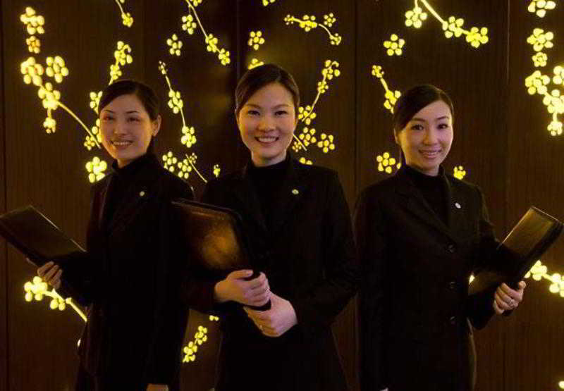 Renaissance Shanghai Zhongshan Park Hotel Bagian luar foto