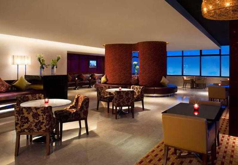 Renaissance Shanghai Zhongshan Park Hotel Bagian luar foto