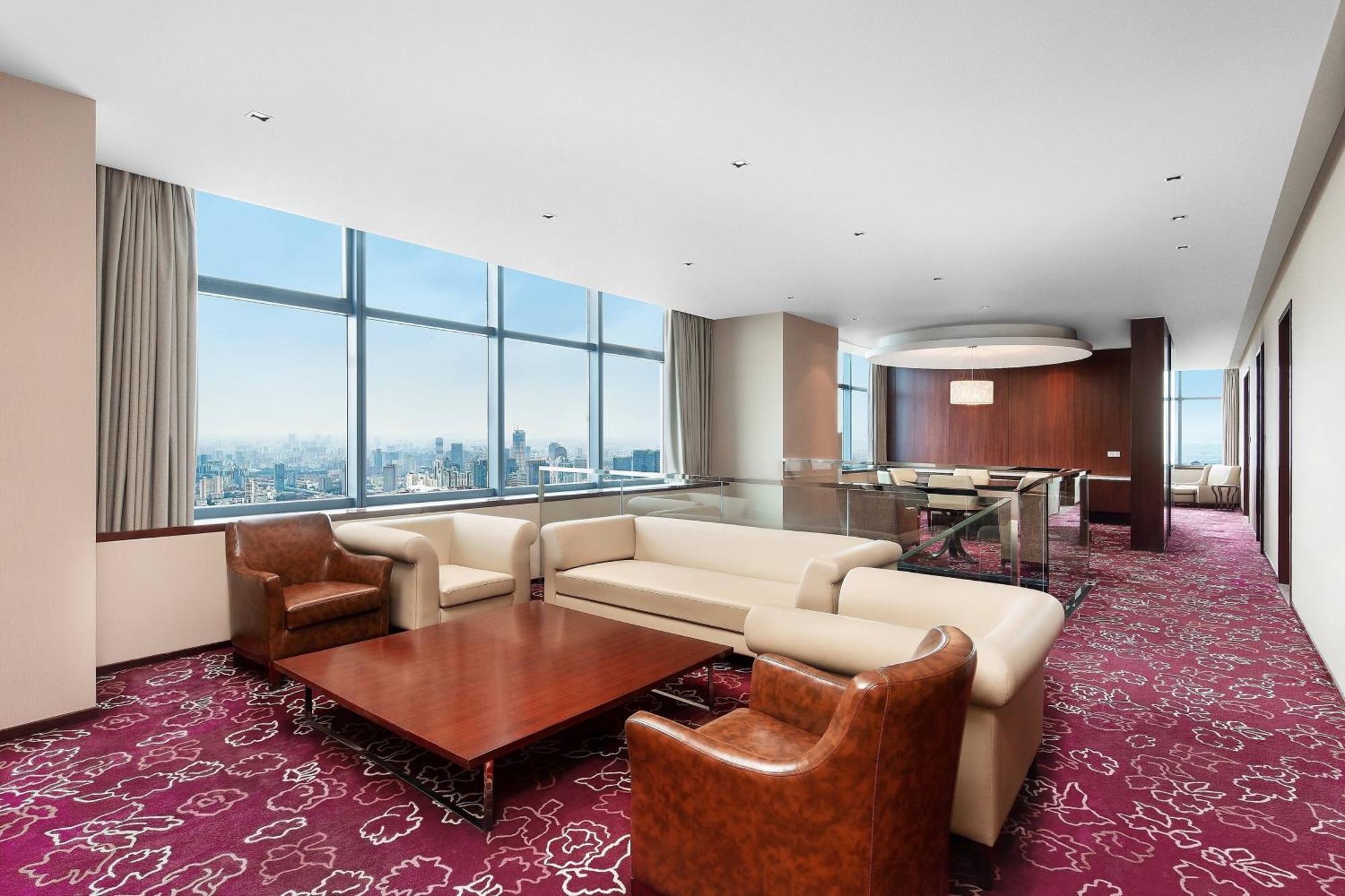 Renaissance Shanghai Zhongshan Park Hotel Bagian luar foto