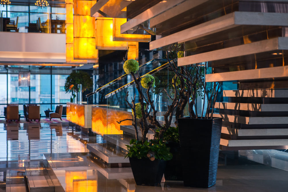Renaissance Shanghai Zhongshan Park Hotel Bagian luar foto